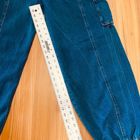 Women's Forever 21 Denim Jogger Cargo Oversize Jeans Size 31 - Picture 8 of 10